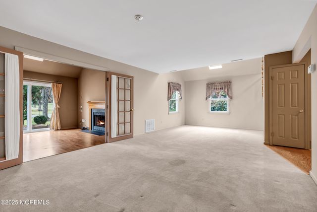 8 Harte Court, Freehold, NJ 07728