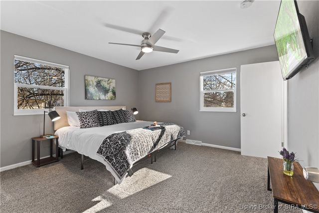724 Parkwood Drive, Clarksville, IN 47129