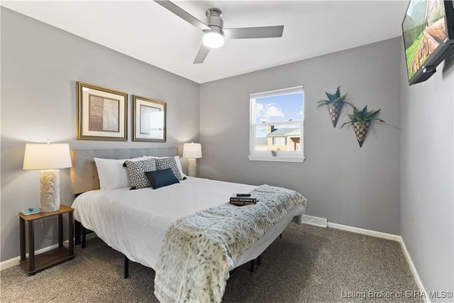 724 Parkwood Drive, Clarksville, IN 47129
