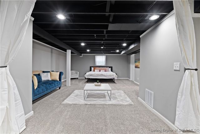 724 Parkwood Drive, Clarksville, IN 47129