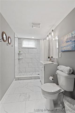 724 Parkwood Drive, Clarksville, IN 47129
