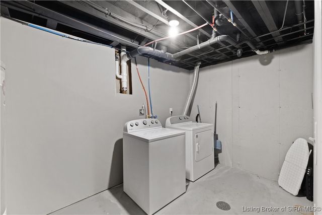724 Parkwood Drive, Clarksville, IN 47129