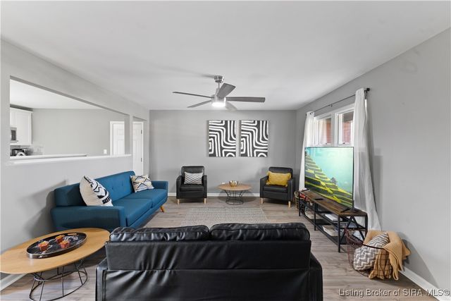 724 Parkwood Drive, Clarksville, IN 47129