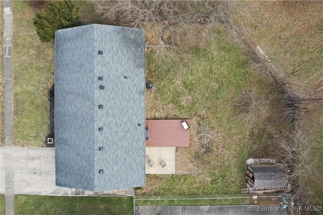 724 Parkwood Drive, Clarksville, IN 47129