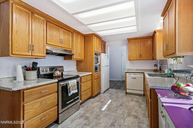 460 E Overland Street, Carson City, NV 89701