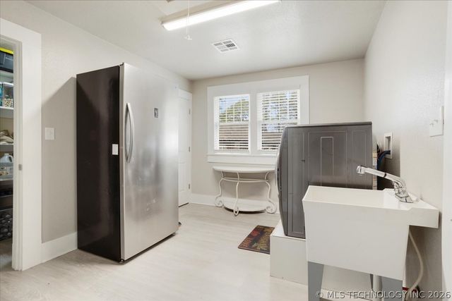 305 S Church, Mead, OK 73449