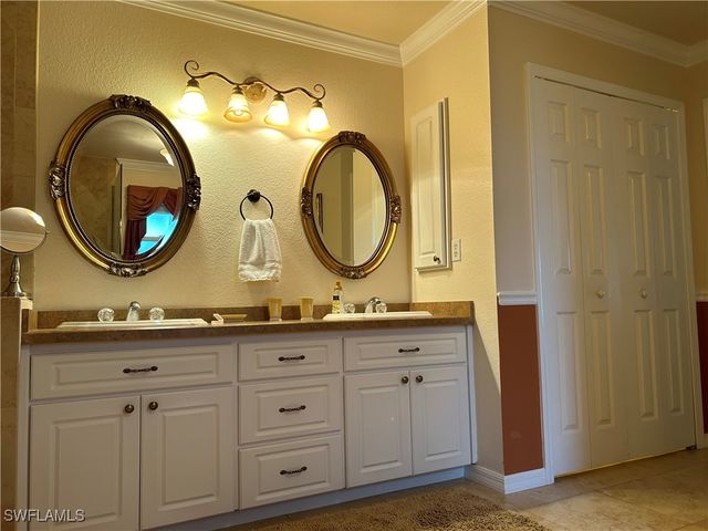 3806 SW 5th AVE, Cape Coral, FL 33914