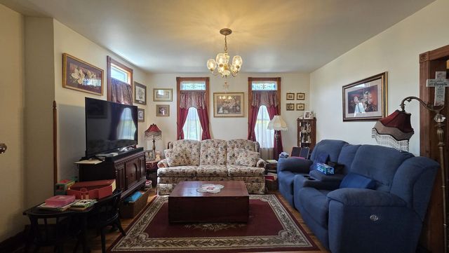 1329 Hancock AVENUE, Vandergrift, PA 15690