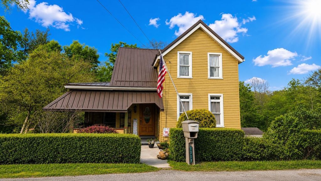 1329 Hancock AVENUE, Vandergrift, PA 15690