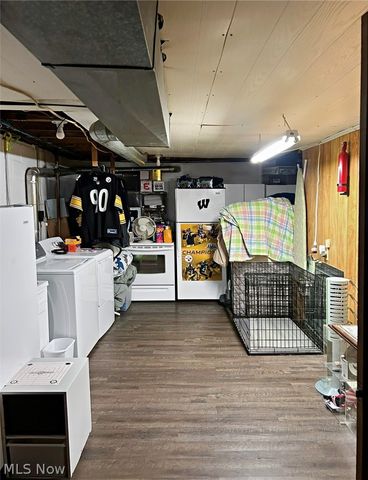 240 Fernwood Avenue, Weirton, WV 26062