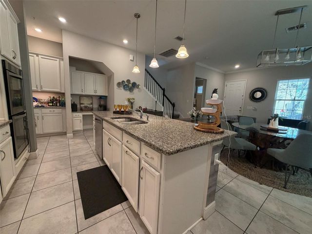 8272 BRYCE CANYON AVENUE, Windermere, FL 34786