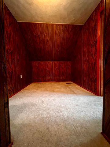 772 Imperial Road, Valparaiso, IN 46385