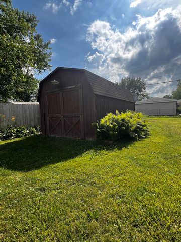 772 Imperial Road, Valparaiso, IN 46385