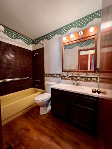 772 Imperial Road, Valparaiso, IN 46385
