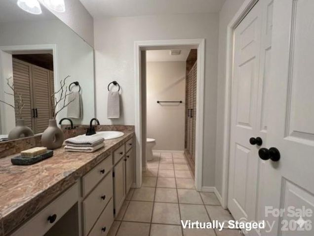 1754 12th Street NE, Hickory, NC 28601