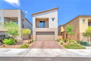 8879 Roadrunner Ravine Street, Las Vegas, NV 89166