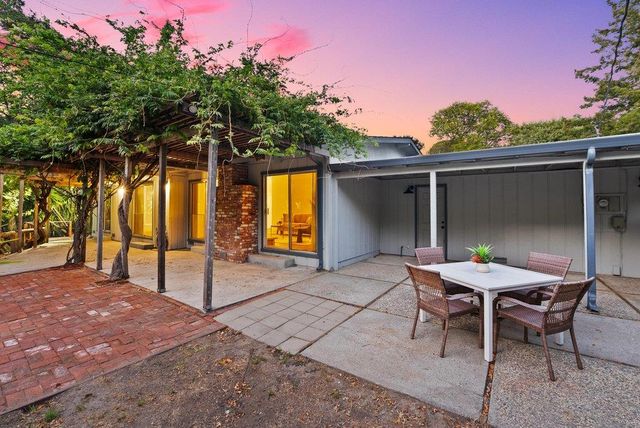 1800 Quail Hollow Road, Ben Lomond, CA 95005