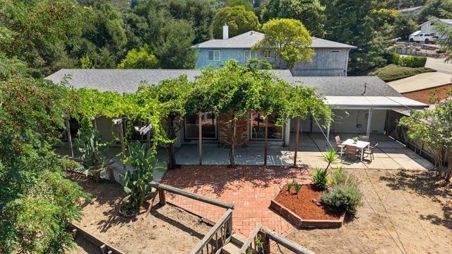 1800 Quail Hollow Road, Ben Lomond, CA 95005