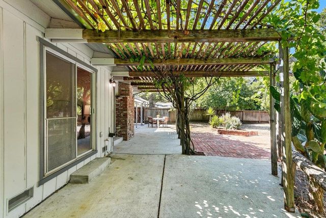 1800 Quail Hollow Road, Ben Lomond, CA 95005