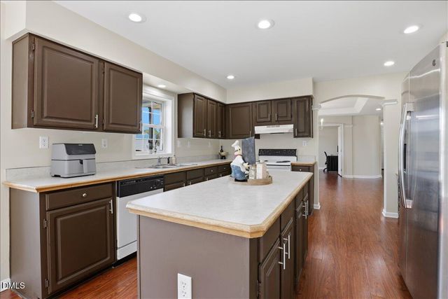 3909 La Varra Drive, Clayton, NC 27520