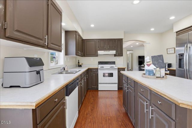 3909 La Varra Drive, Clayton, NC 27520