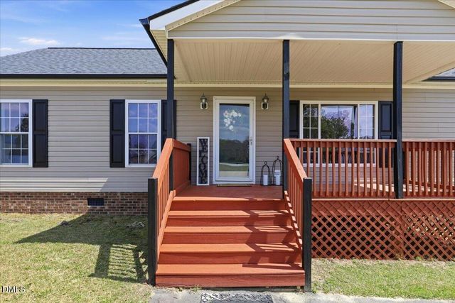 3909 La Varra Drive, Clayton, NC 27520