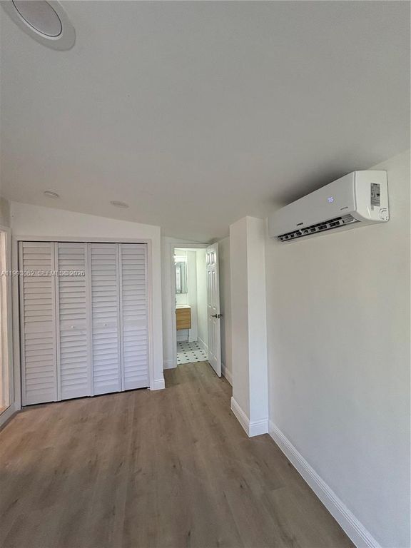 1348 NE 182nd St, North Miami Beach, FL 33162