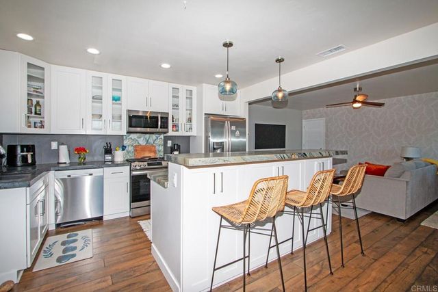 907 California Street, Oceanside, CA 92054