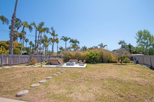 907 California Street, Oceanside, CA 92054