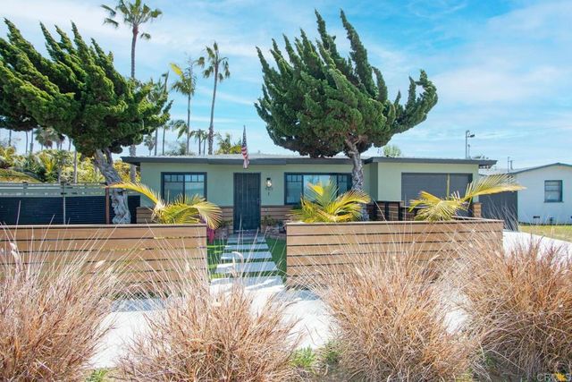 907 California Street, Oceanside, CA 92054