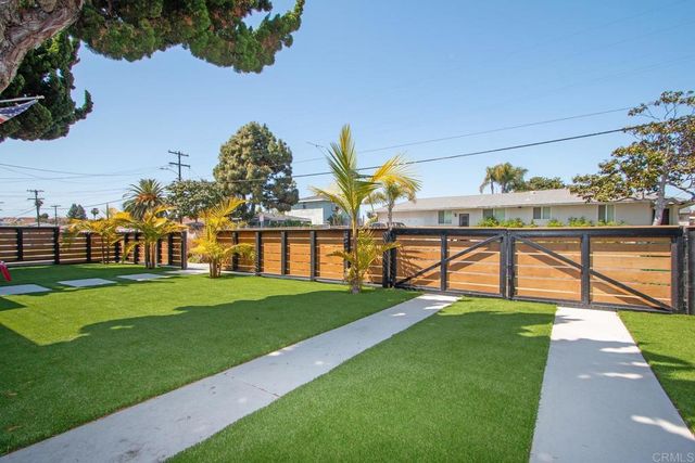 907 California Street, Oceanside, CA 92054