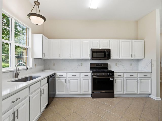 1256 AVENIDA DE LAS CASAS, Lady Lake, FL 32159