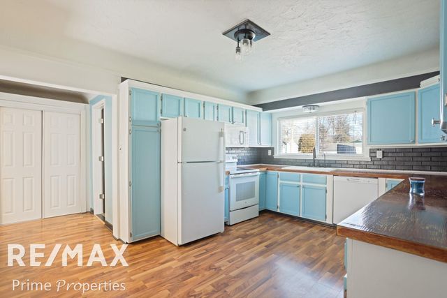 151 E Main Street, Otisville, MI 48463