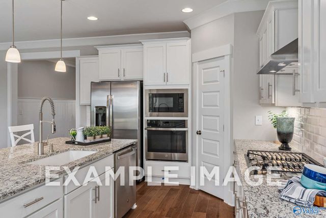 827 Ronnie Drive SE, Hartselle, AL 35640