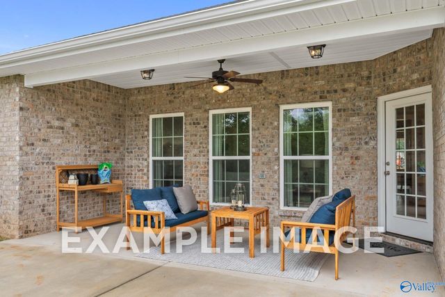 827 Ronnie Drive SE, Hartselle, AL 35640