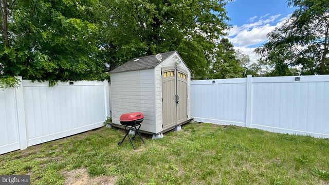 1731 OVERBROOK AVE, Paulsboro, NJ 08066