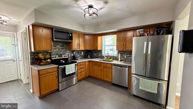 1731 OVERBROOK AVE, Paulsboro, NJ 08066