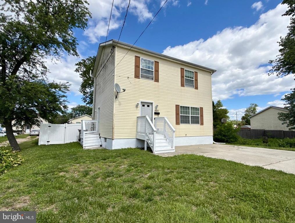 1731 OVERBROOK AVE, Paulsboro, NJ 08066