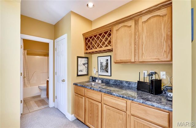 184 Bear Creek Drive, Wentzville, MO 63385