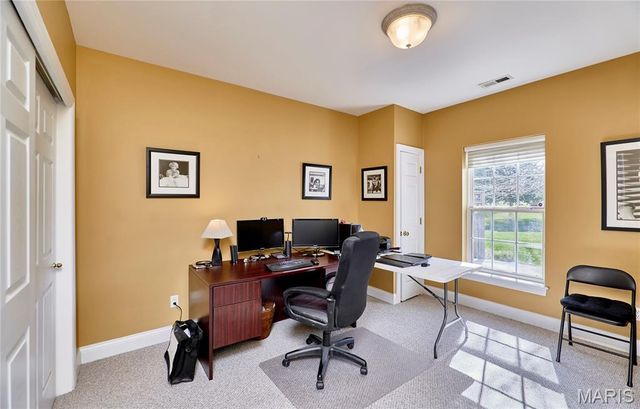 184 Bear Creek Drive, Wentzville, MO 63385