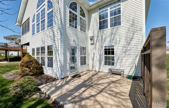 184 Bear Creek Drive, Wentzville, MO 63385