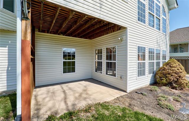 184 Bear Creek Drive, Wentzville, MO 63385