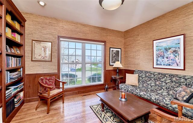 184 Bear Creek Drive, Wentzville, MO 63385