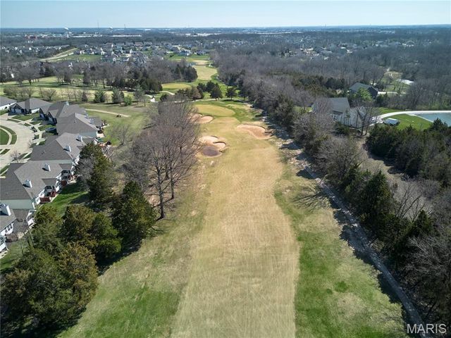 184 Bear Creek Drive, Wentzville, MO 63385