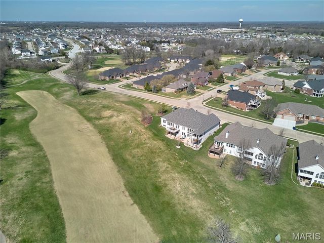 184 Bear Creek Drive, Wentzville, MO 63385