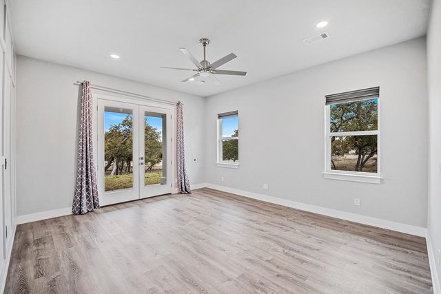 21603 Thomas CV, Lago Vista, TX 78645