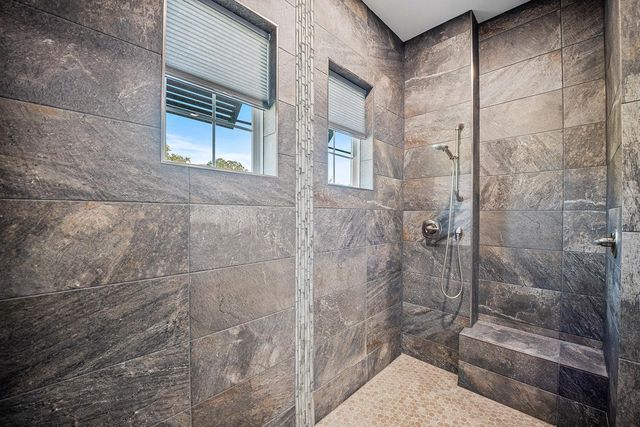 21603 Thomas CV, Lago Vista, TX 78645