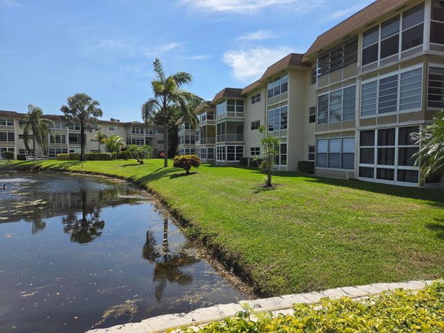 3400 NW 48th Avenue, Lauderdale Lakes, FL 33319