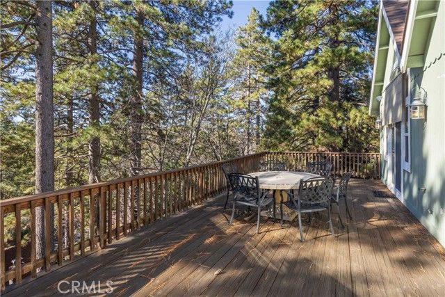 173 Grizzly Road, Lake Arrowhead, CA 92352