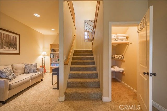 173 Grizzly Road, Lake Arrowhead, CA 92352